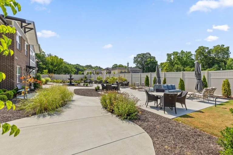 Rockbridge Oaks Outdoor Courtyard